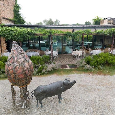 Antica Corte Pallavicina Relais Polesine Parmense Exteriör bild