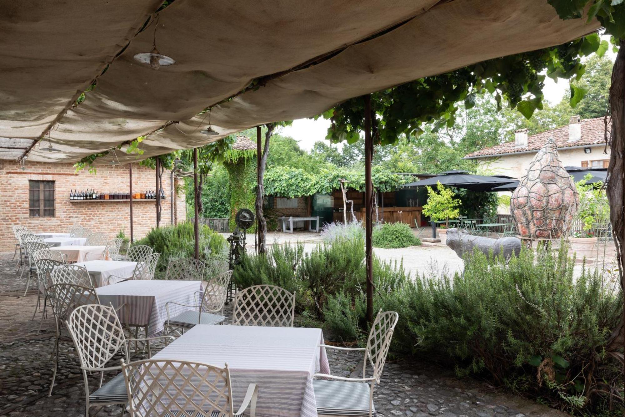 Antica Corte Pallavicina Relais Polesine Parmense Exteriör bild