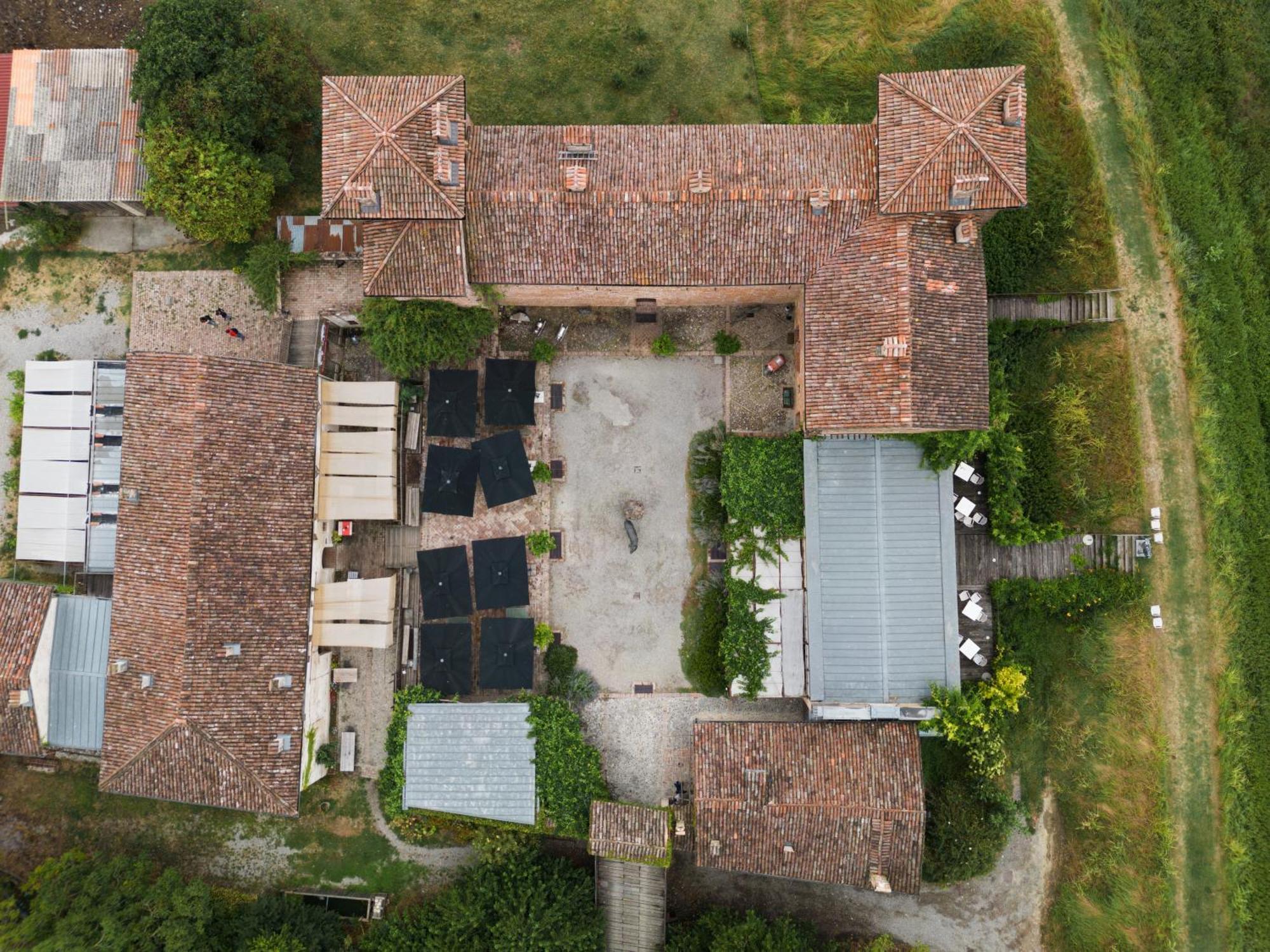 Antica Corte Pallavicina Relais Polesine Parmense Exteriör bild