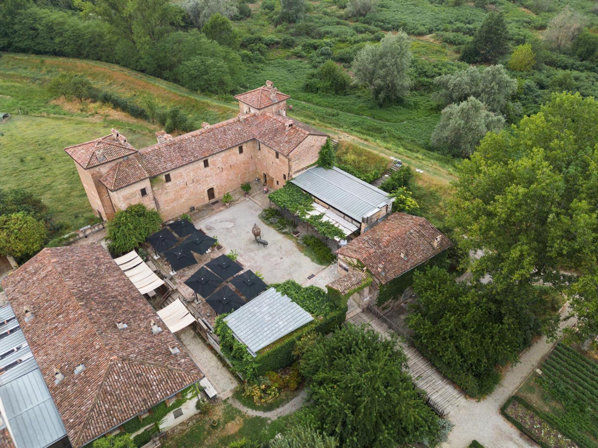 Antica Corte Pallavicina Relais Polesine Parmense Exteriör bild