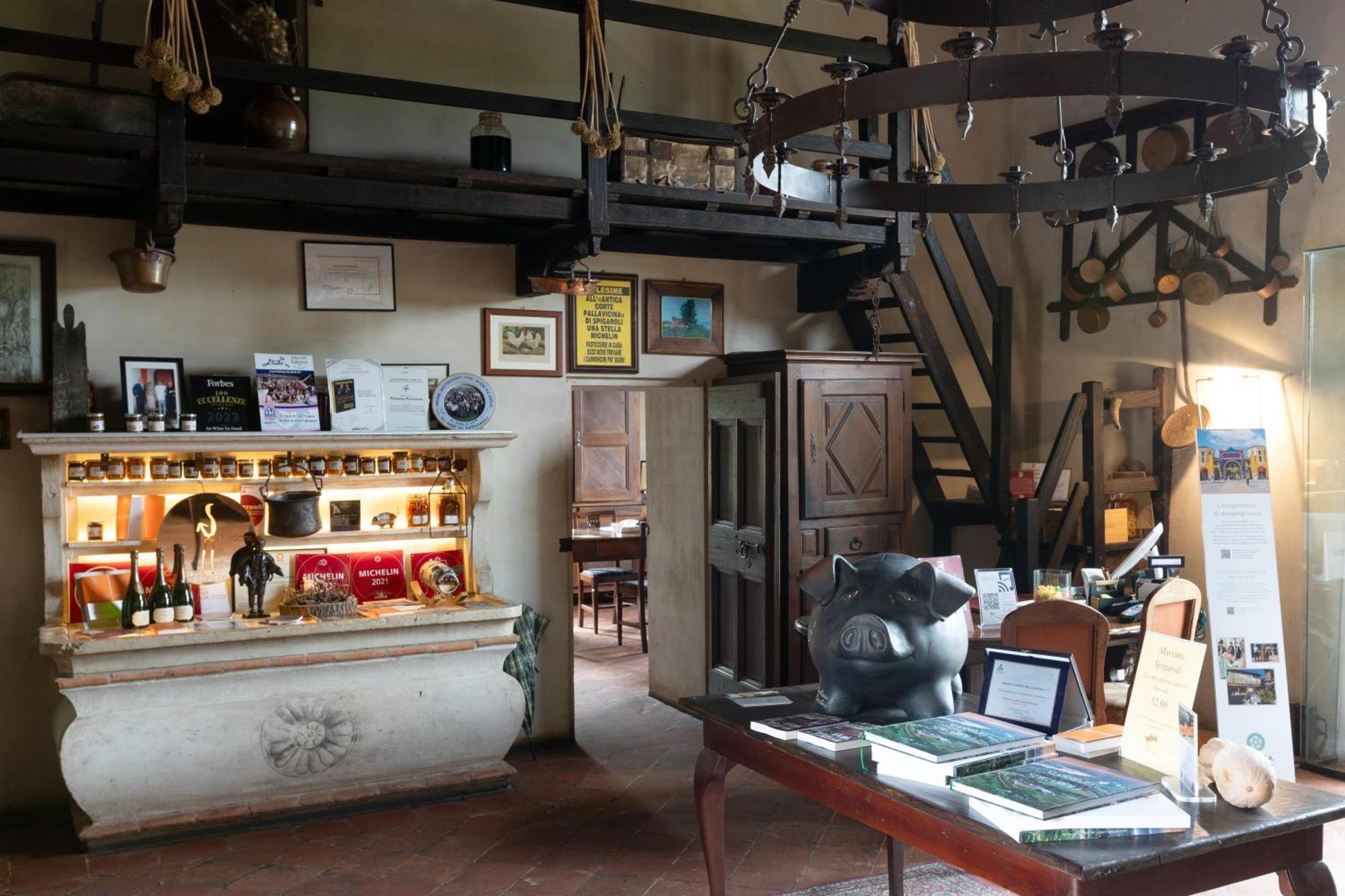 Antica Corte Pallavicina Relais Polesine Parmense Exteriör bild